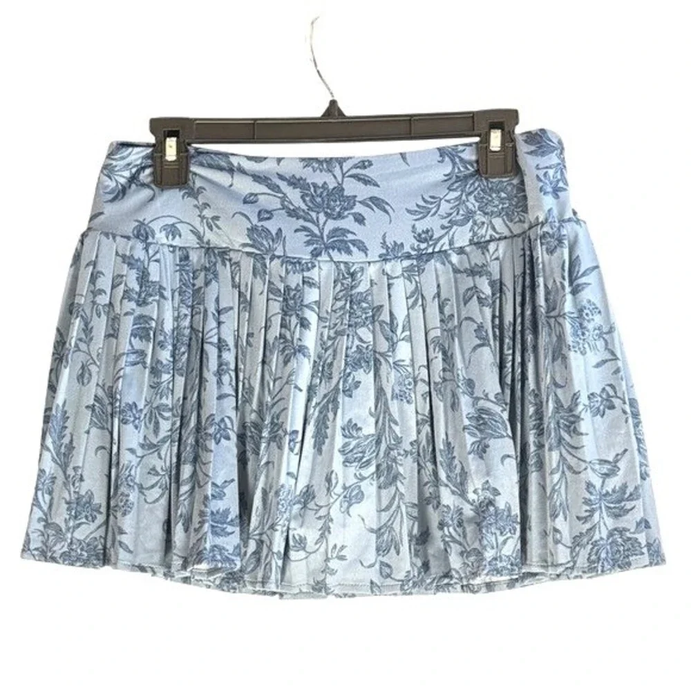 Laura Ashley Blue Floral Pleated Skirt Shorts Women's Size L